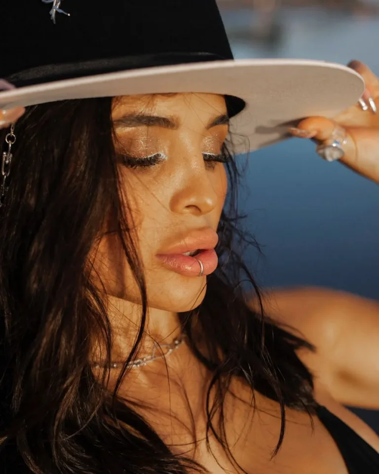 Nessa | 1