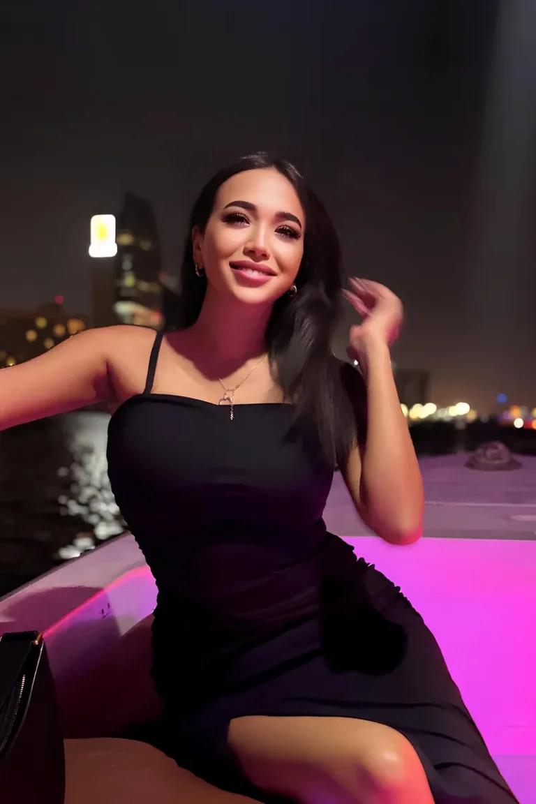 Beautiful escort dina dubai bur dubai sophisticated_medium