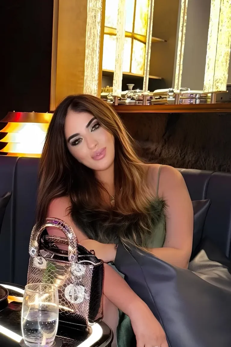 Classic escort Carla JBR Dubai suave_medium