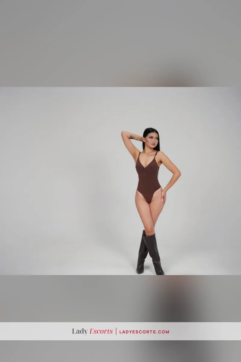 New Slim Brunette Regina