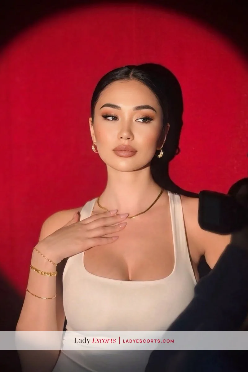 Petite Brunette Emma