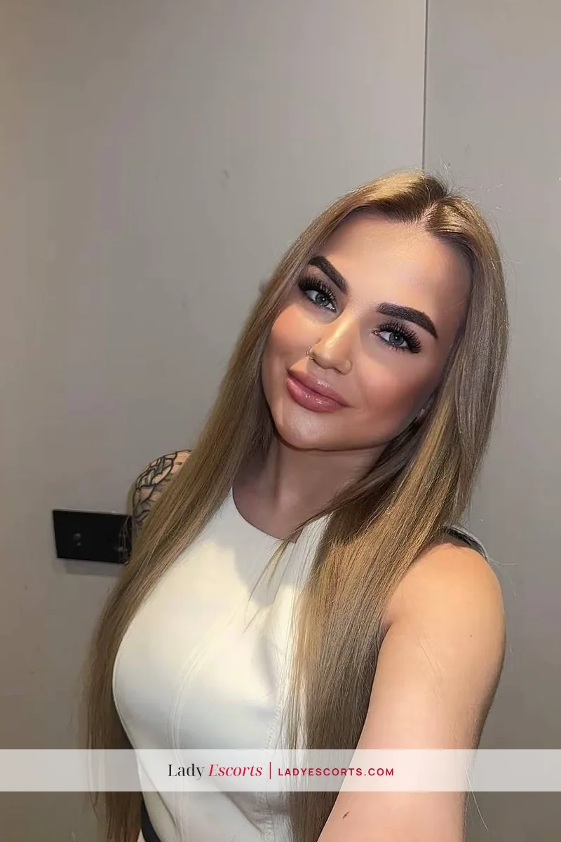 Blue-Eyed Blonde Lika
