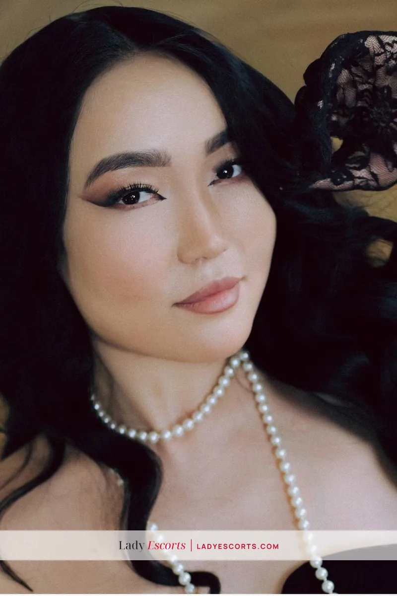 Kim, 167 cm, bust B