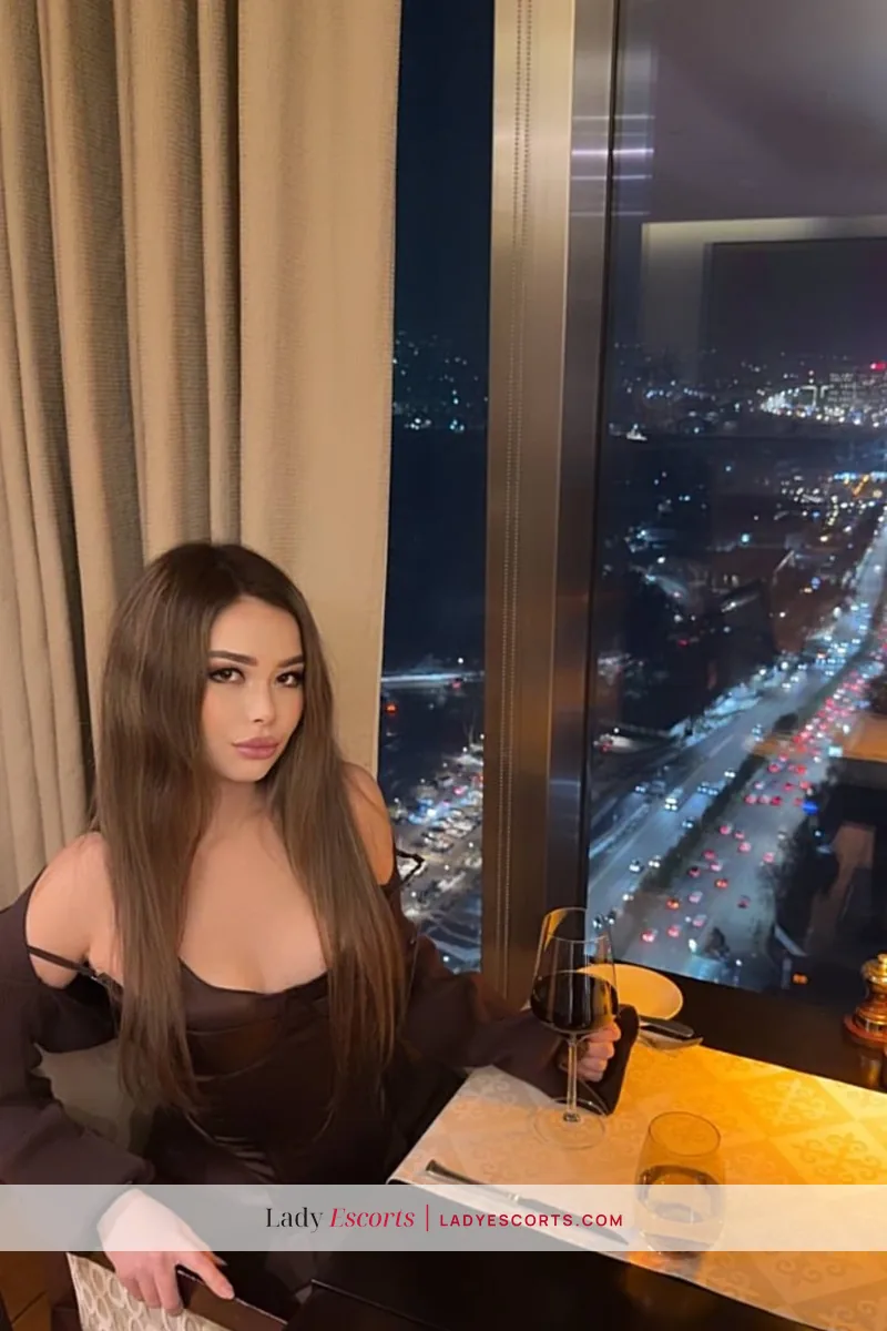 Slim Blonde Zhanel