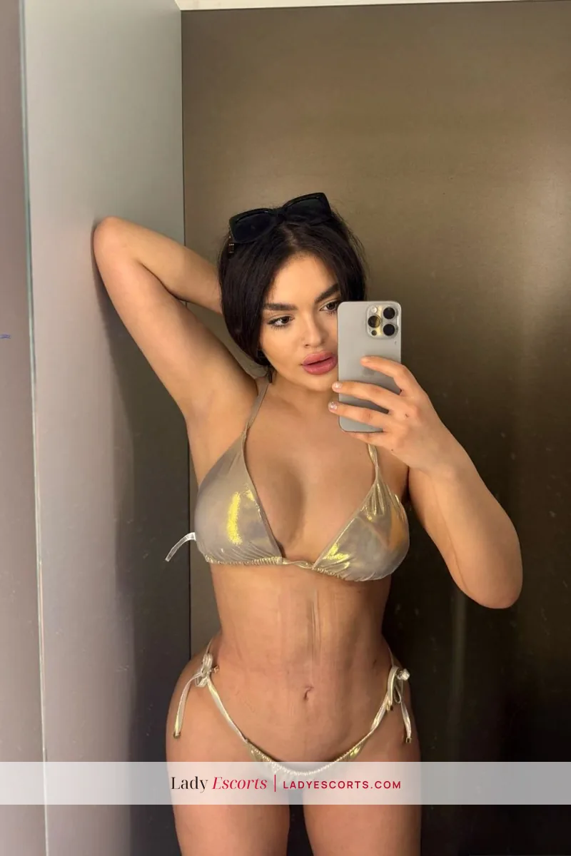Busty Brunette Esmi