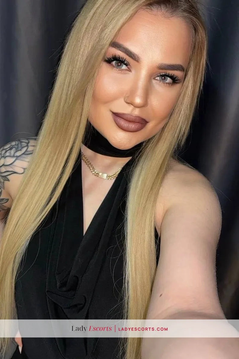Blue-Eyed Blonde Lika