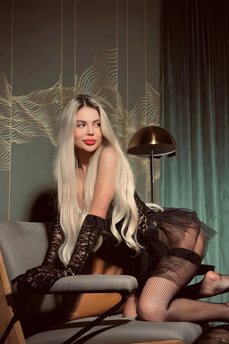 Excellent escort rebecca dubai al barsha sultry_medium