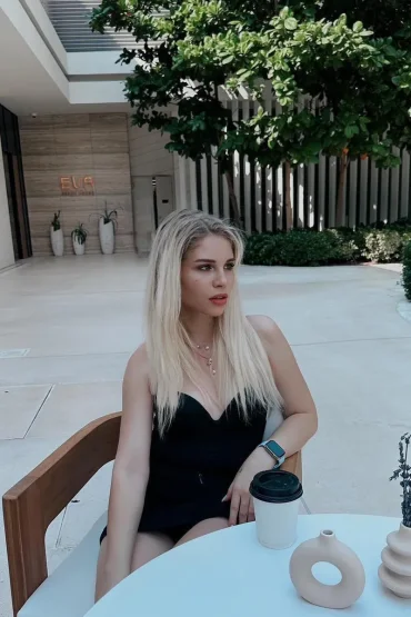 High class escort Anica Palm Jumeirah UAE forbidden