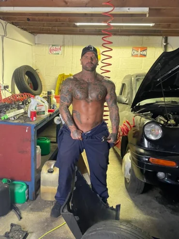 Titan | Photo № 14