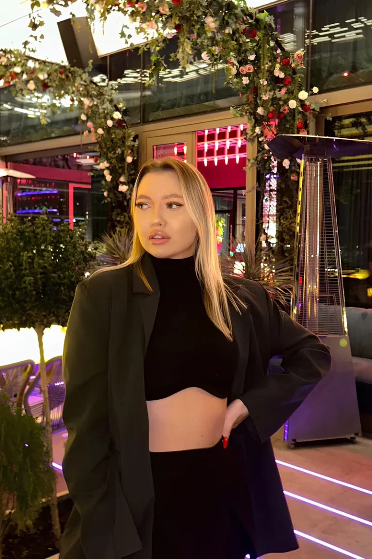 Media of Адриана | 6