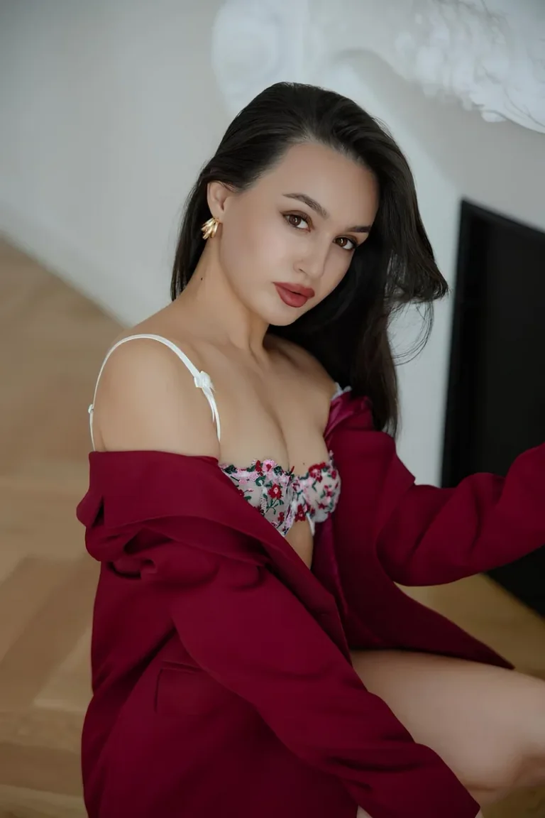 Media of Намая | 6