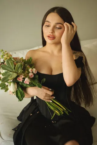 available escort Anya Dubai Marina Dubai dazzling 1 
