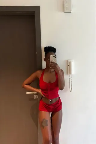 excellent escort brianna dubai deira graceful 