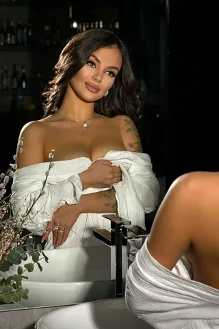 Polianna - Escort in Dubai № 7