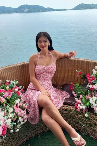 skinny escort Arujan Bur Dubai dubai romance 