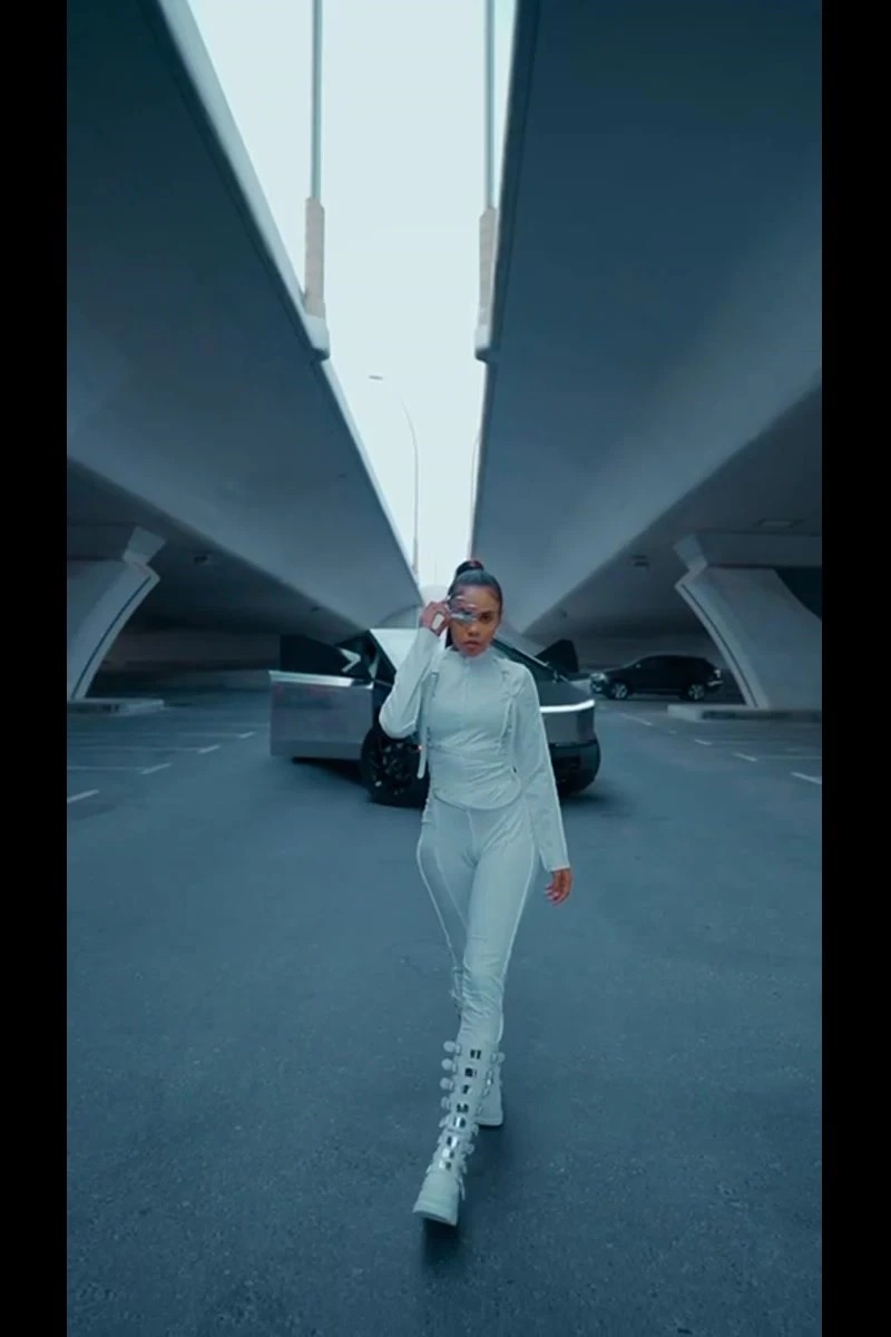 Media of Рика | 1